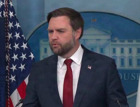 Vance says he is 'very involved' in Venezuela planning, denies exclusion claims