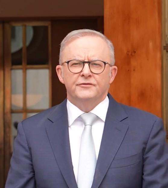 Australia expels Iranian ambassador over 'antisemitic attacks'