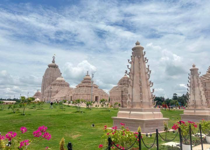 Non-Hindus prepare, distribute prasad at Digha Jagannath temple in Bengal, says Amit Malviya