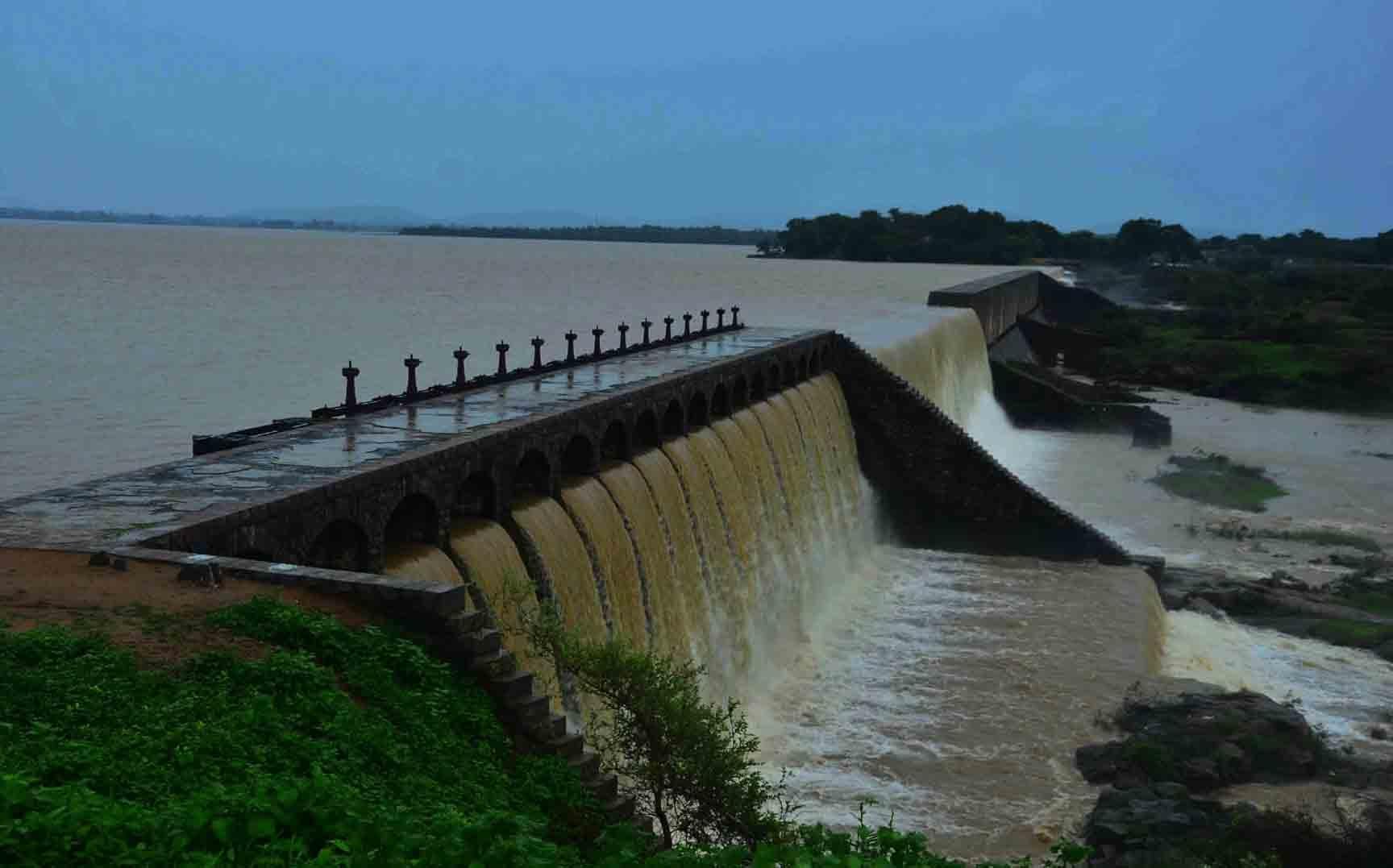 Telangana not to accept Andhra’s Godavari-Banakacherla link project