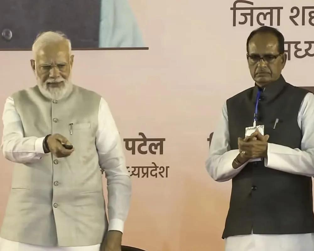 PM launches sickle cell anemia eradication mission; says 'family-centric' Cong and others giving fake guarantees