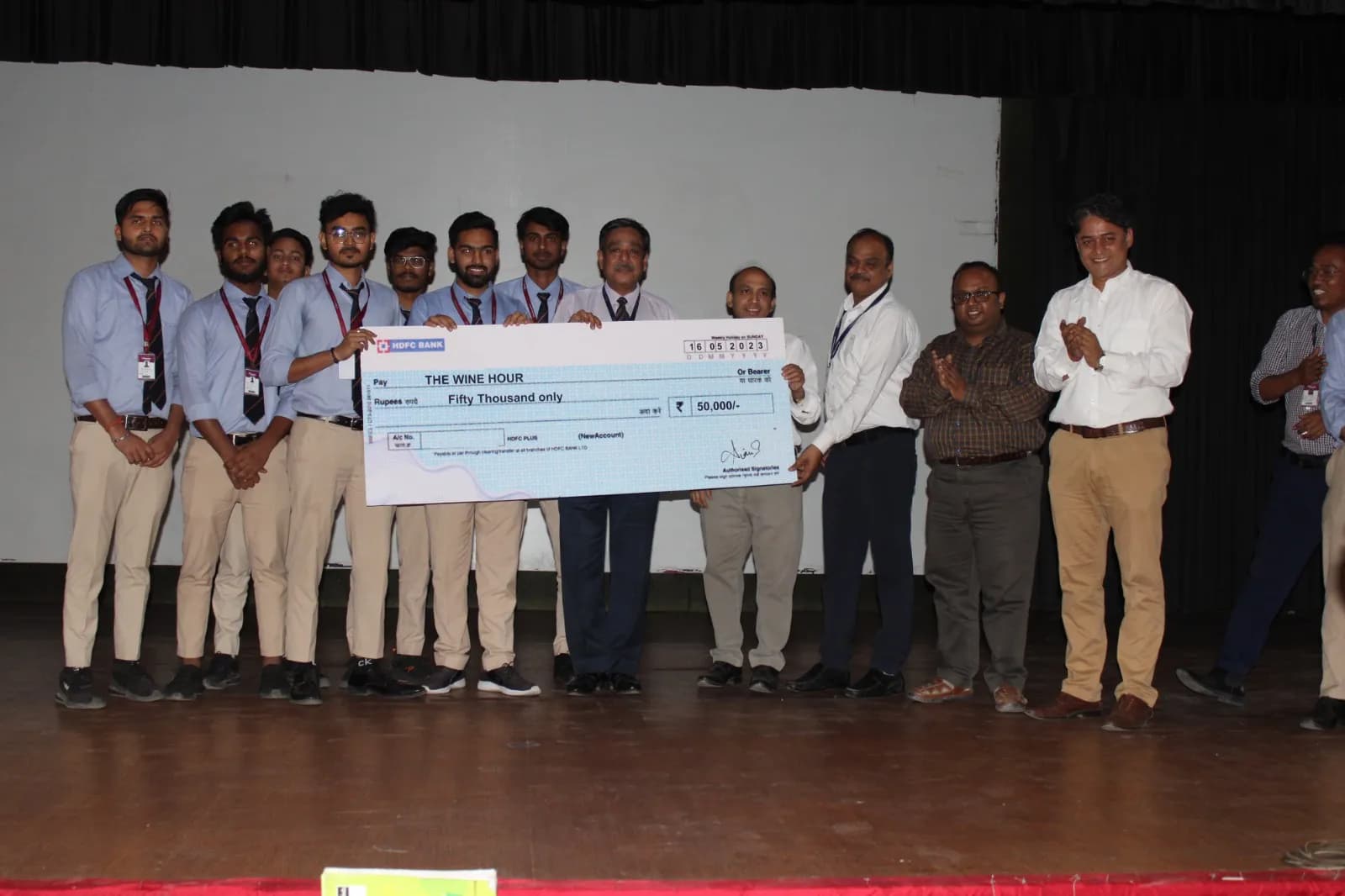 The university awarded a prize cheque of Rs. 50,000/- to six winner at Campus