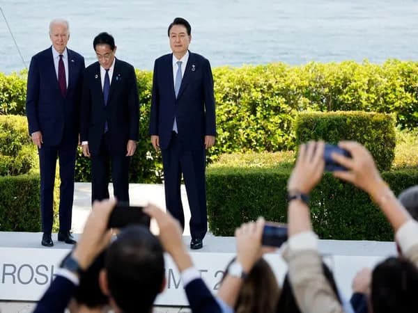 Biden invites Japan, South Korea PM