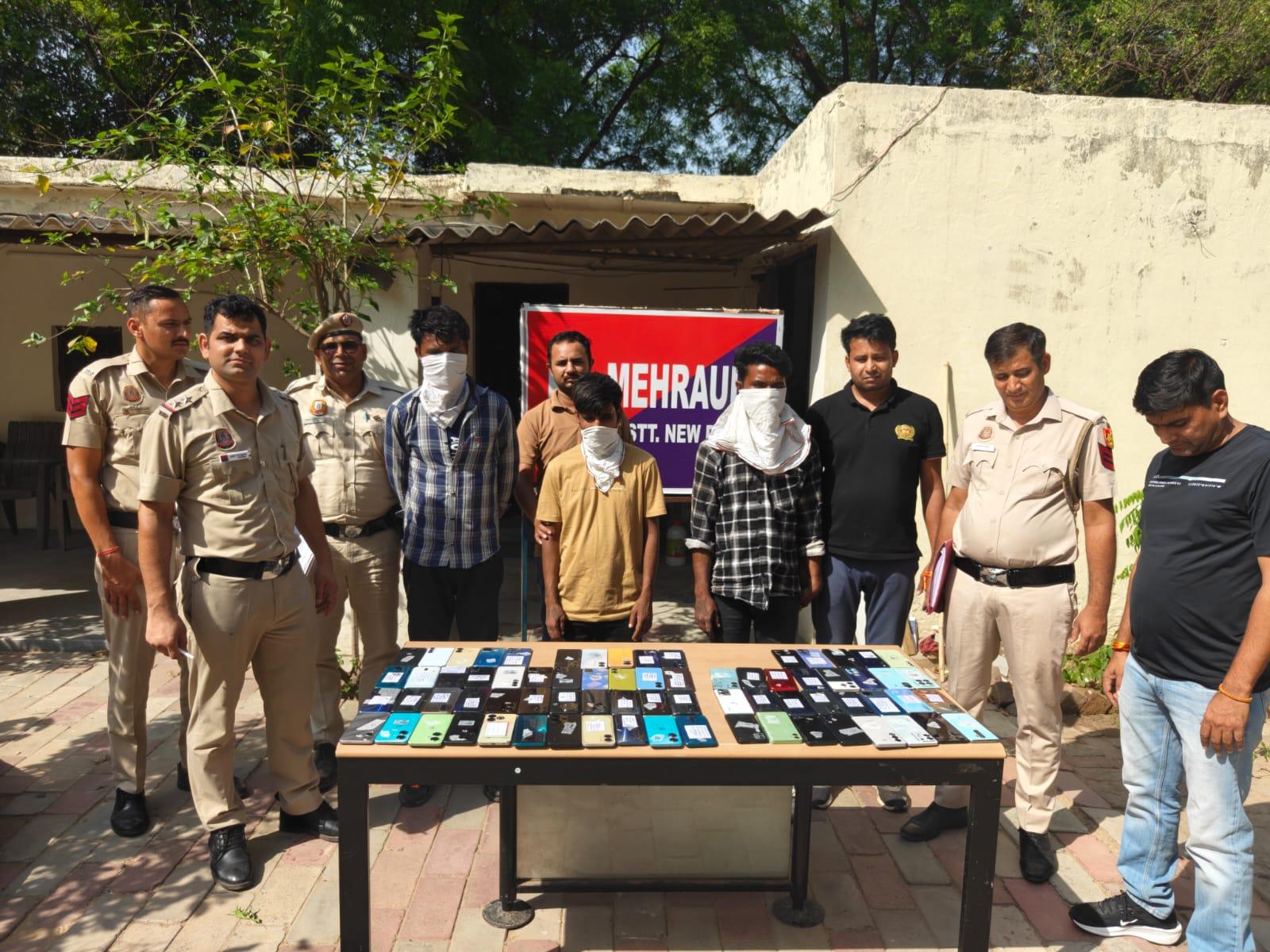 Delhi Police solves mobile theft case within 12 hours; 72 stolen phones recovered, 40 cases worked out