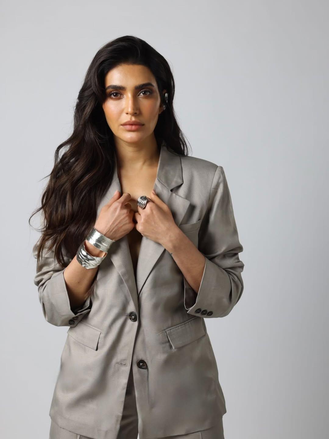 Karishma Tanna says 'don't give up on yourself' as she looks back on her journey