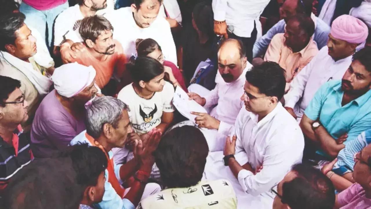 Sachin Pilot Visits SMS Hospital