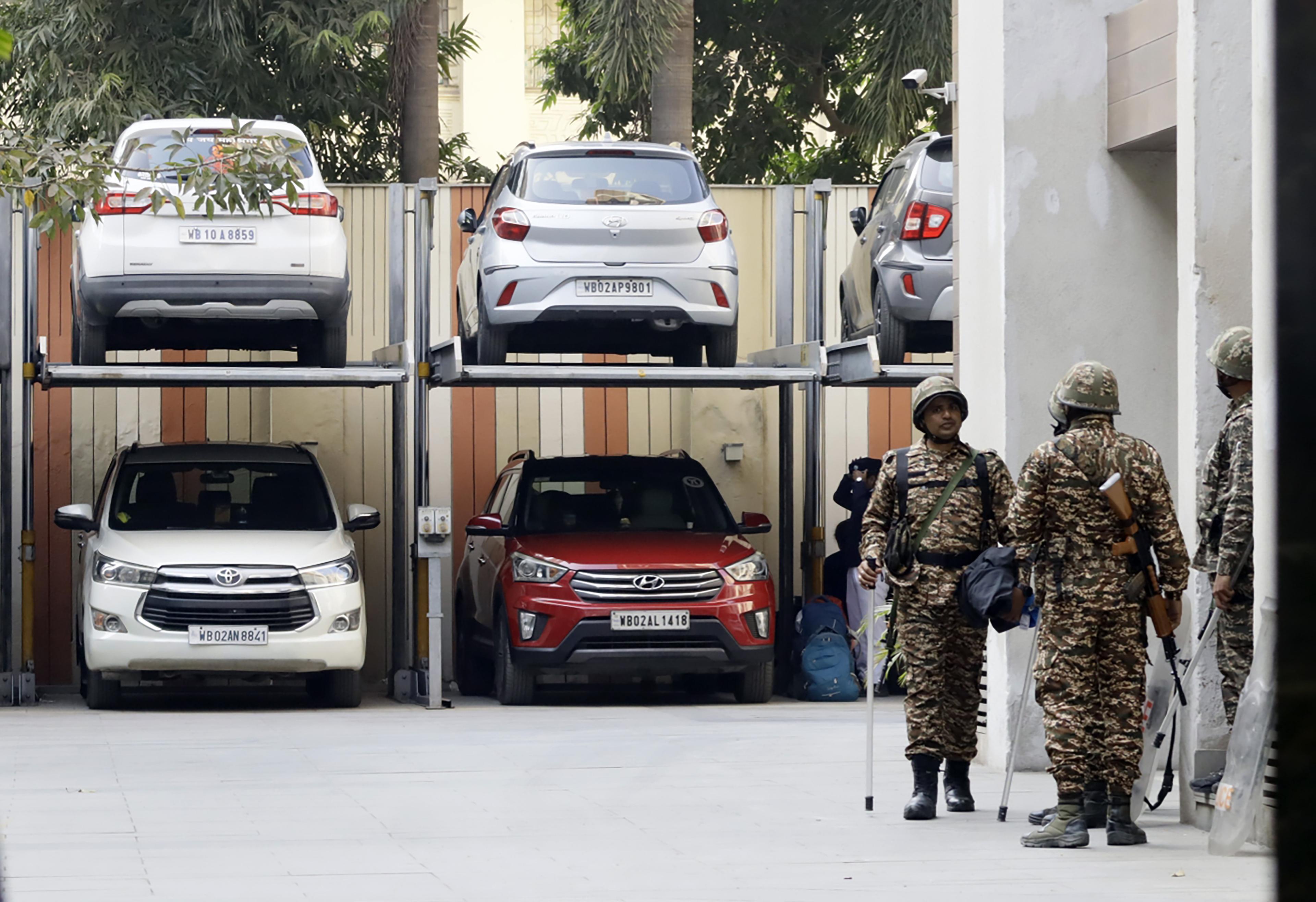 Kolkata Police reaches I-PAC co-founder’s residence to identify ED, CRPF personnel involved in raid