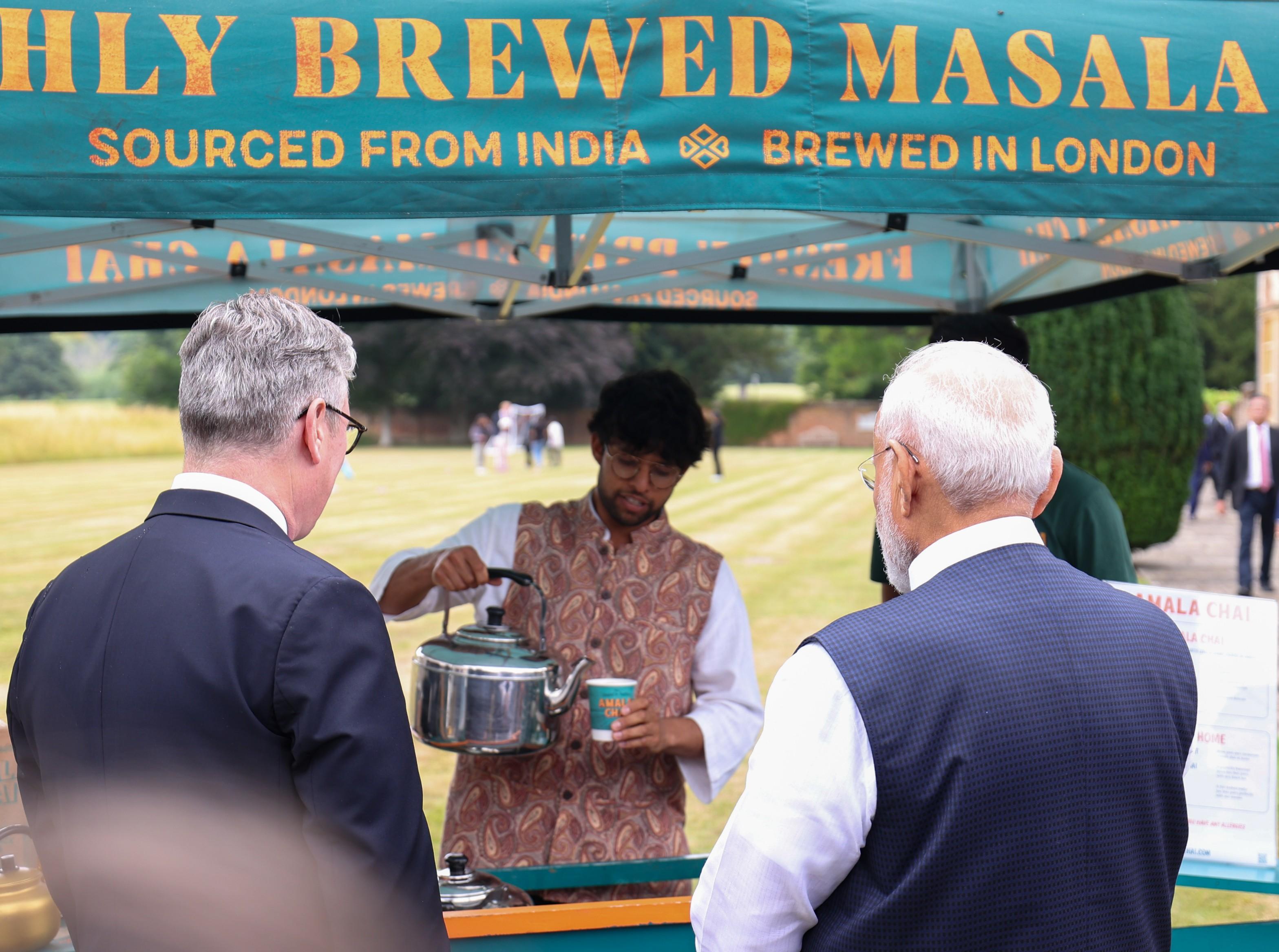 PM Modi, UK counterpart Starmer hold 'Chai Pe Charcha' at Chequers