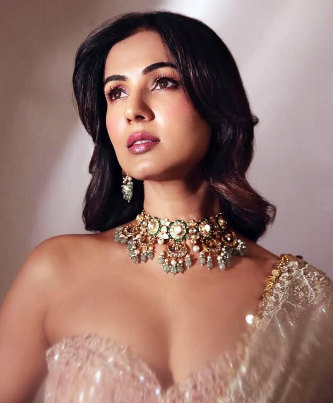 Sonal Chauhan says she is deeply disturbed by events around, calls the world ‘very cruel’