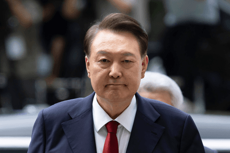 South Korea: DP lawmakers review CCTV footage of detention warrant attempt against ex-President Yoon