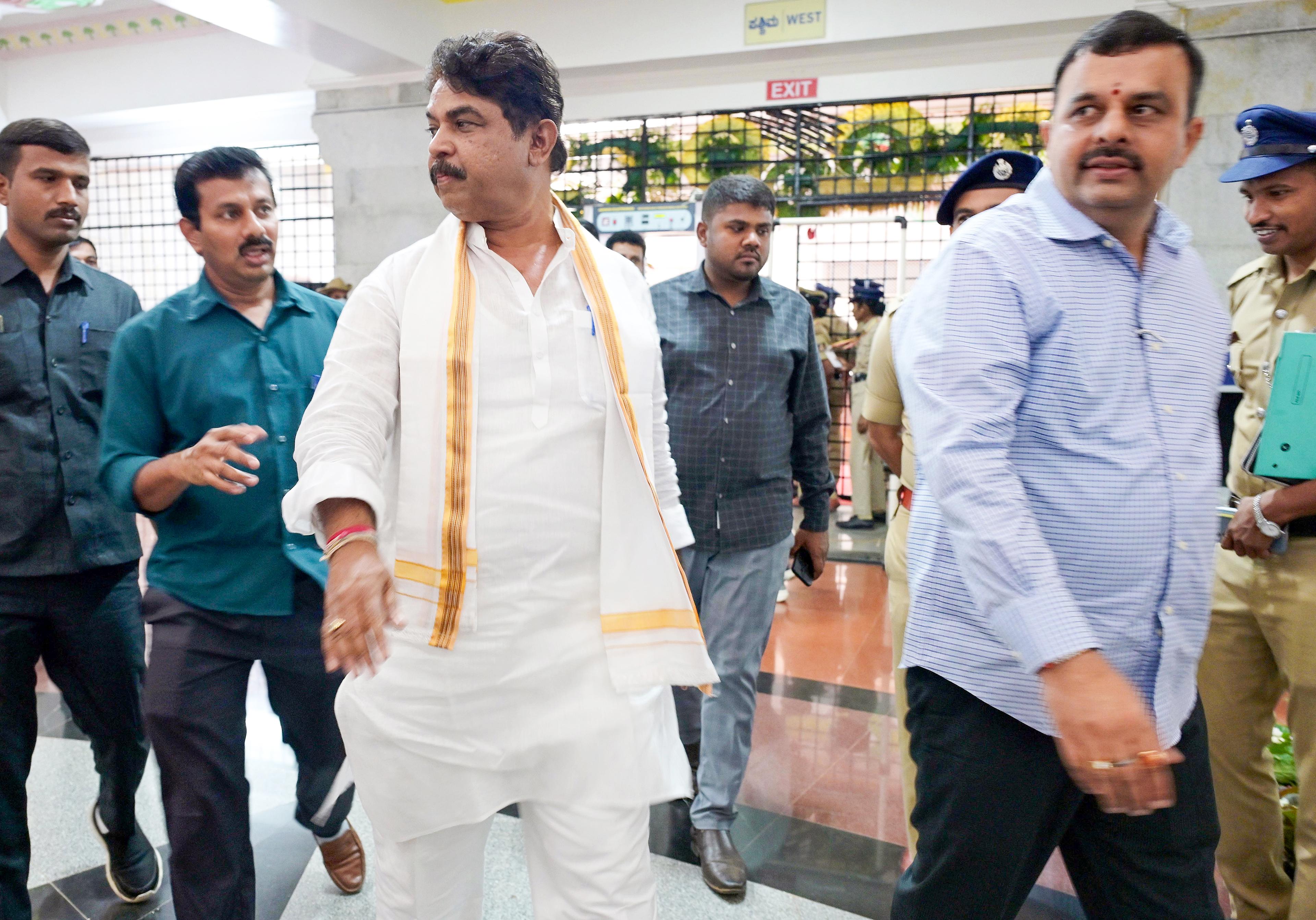 BJP criticises Karnataka govt over 3-year anniversary celebration; questions achievements