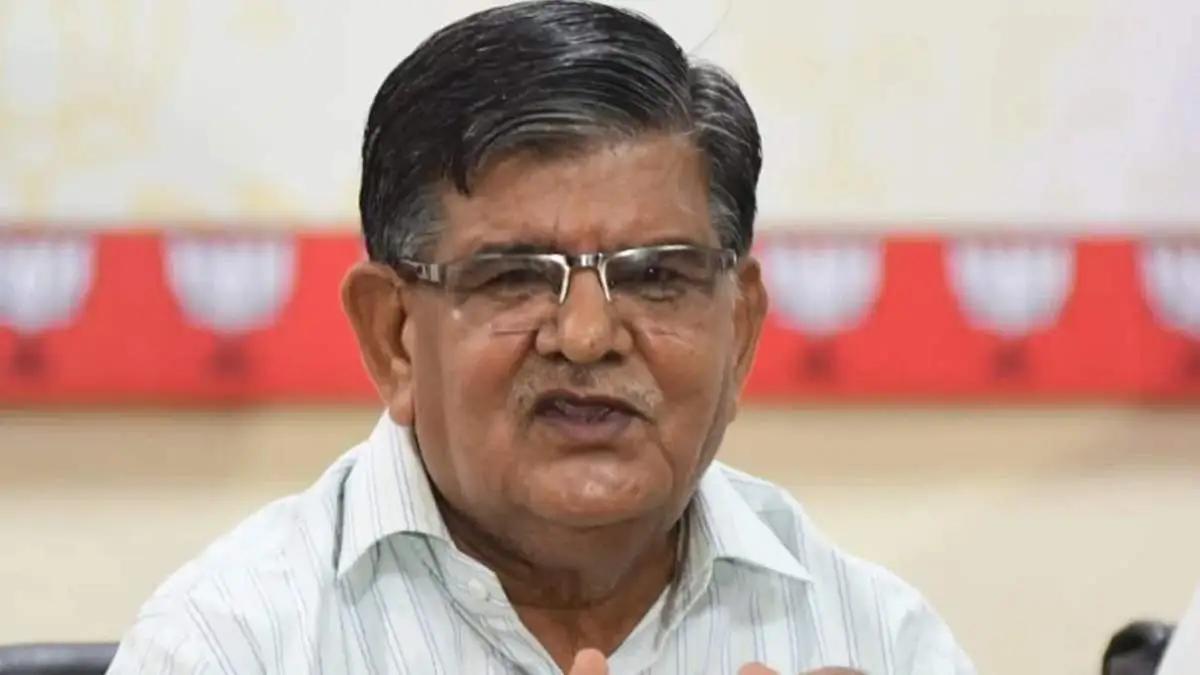 Governor Gulab Chand Kataria