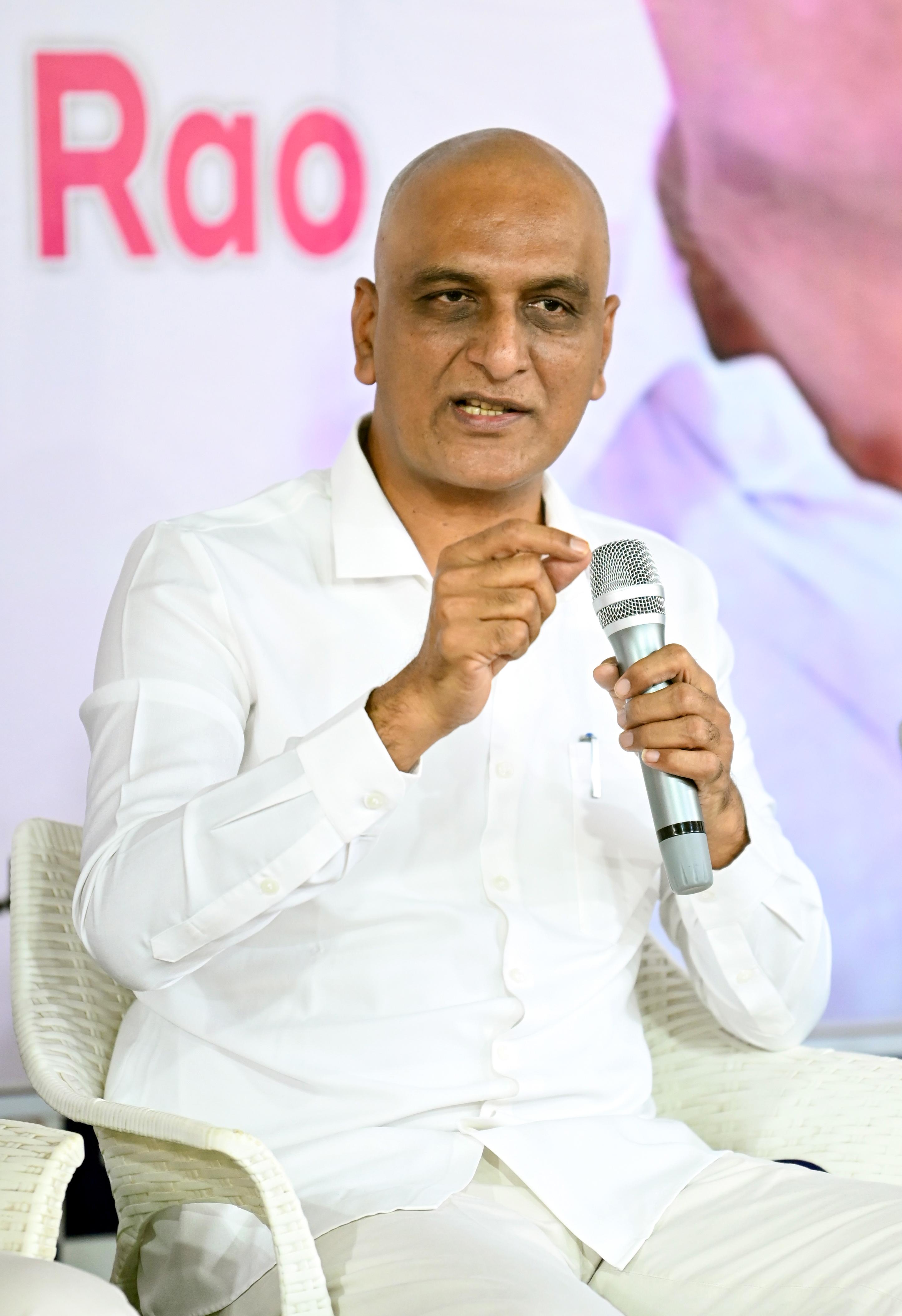 Telangana HC verdict exposes political conspiracies of Congress, says Harish Rao